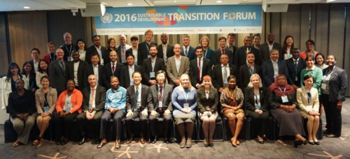Teilnehmende des Sustainable Development Transition Forums 2016