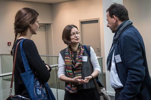 Dr. Anne Ellersiek und Dr. Marianne Beisheim im Gespräch mit Thomas Wollnik (GIZ) beim MAP Plattform Meeting